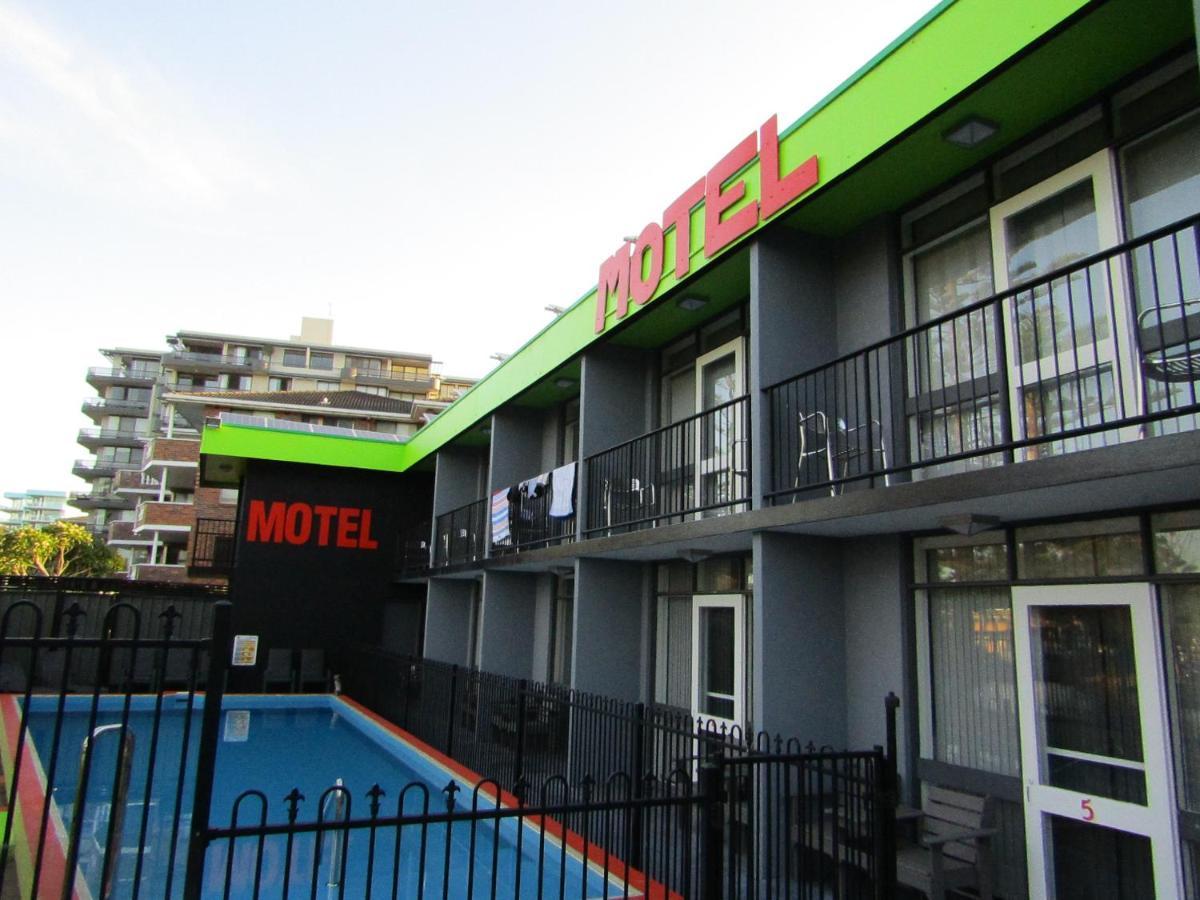 Le George Motel Port Macquarie Εξωτερικό φωτογραφία