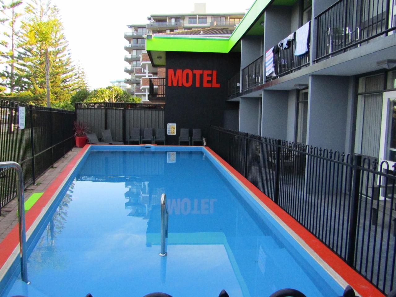 Le George Motel Port Macquarie Εξωτερικό φωτογραφία